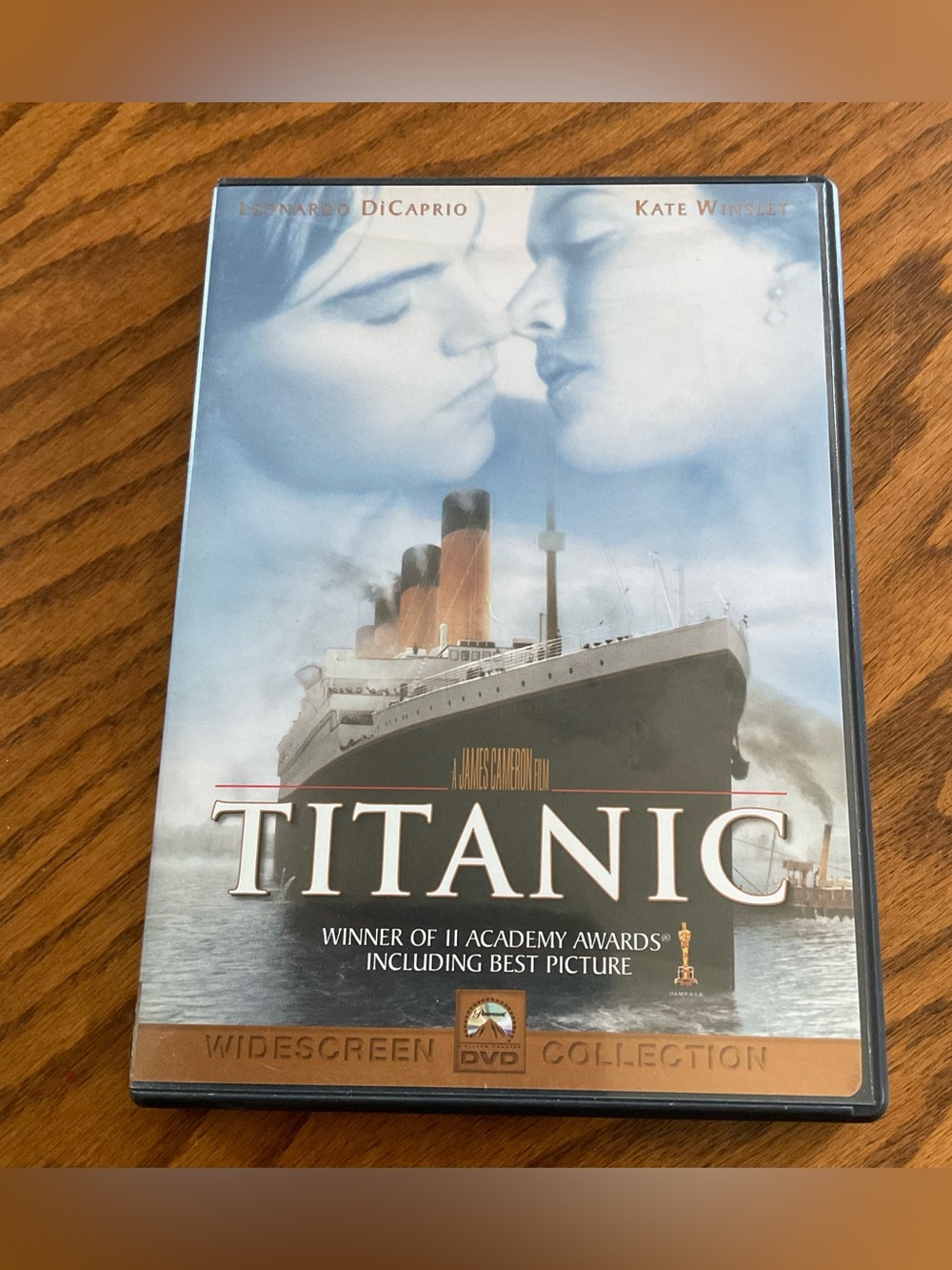Titanic DVD Widescreen Collection/James Cameron Leonardo DiCaprio 1977 Movie